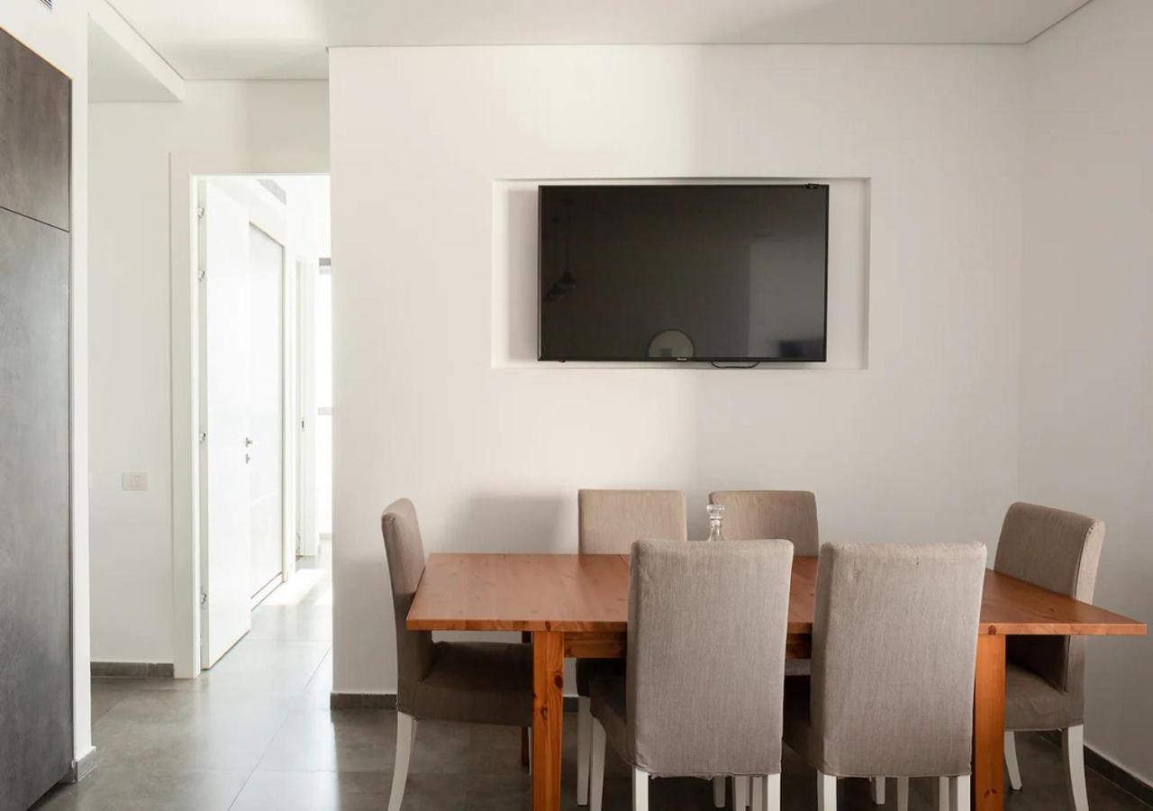 Oַ&O Group- Luxury Penthouse Jacuzzi Sea 36 Floor Apartment Bat Yam Exterior photo