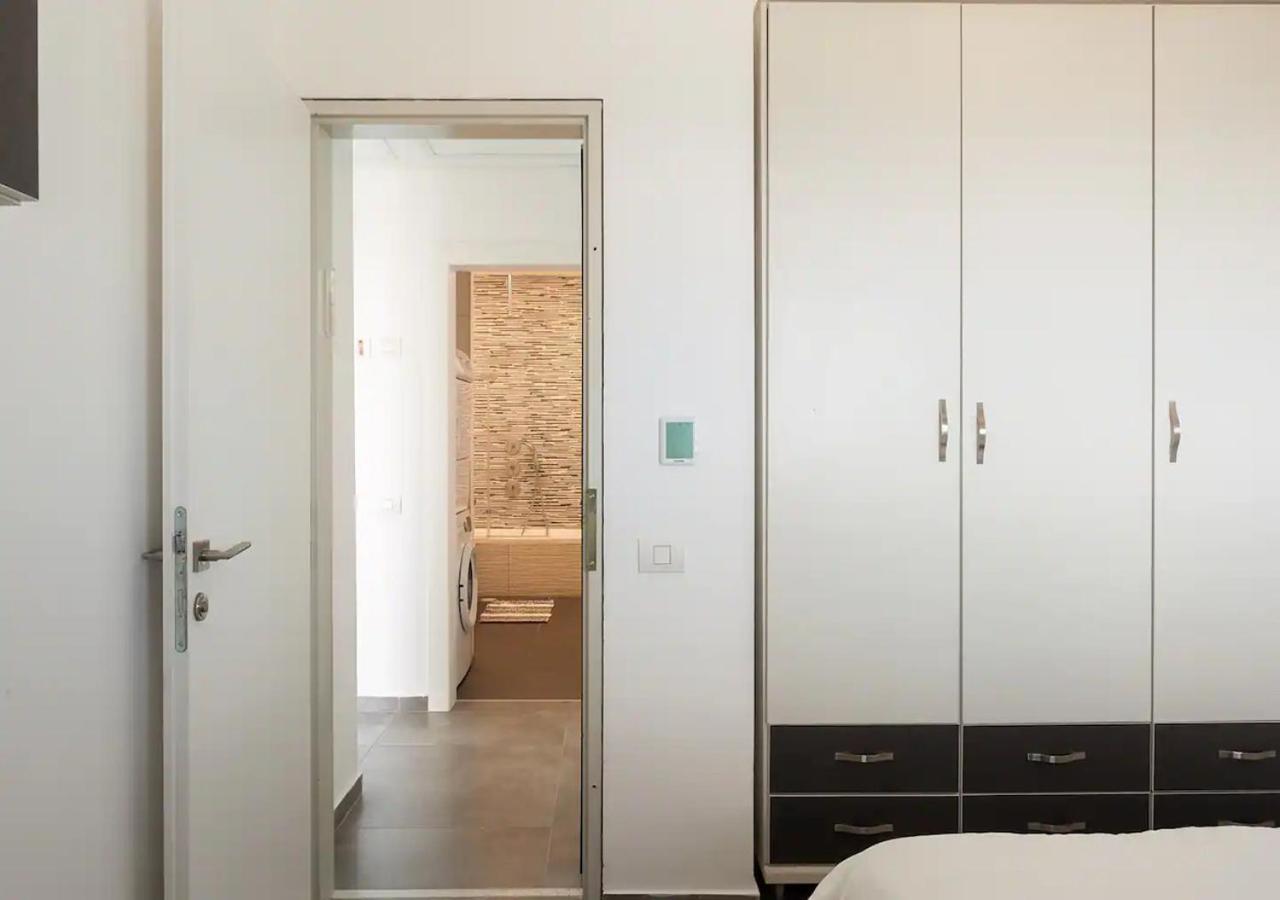 Oַ&O Group- Luxury Penthouse Jacuzzi Sea 36 Floor Apartment Bat Yam Exterior photo